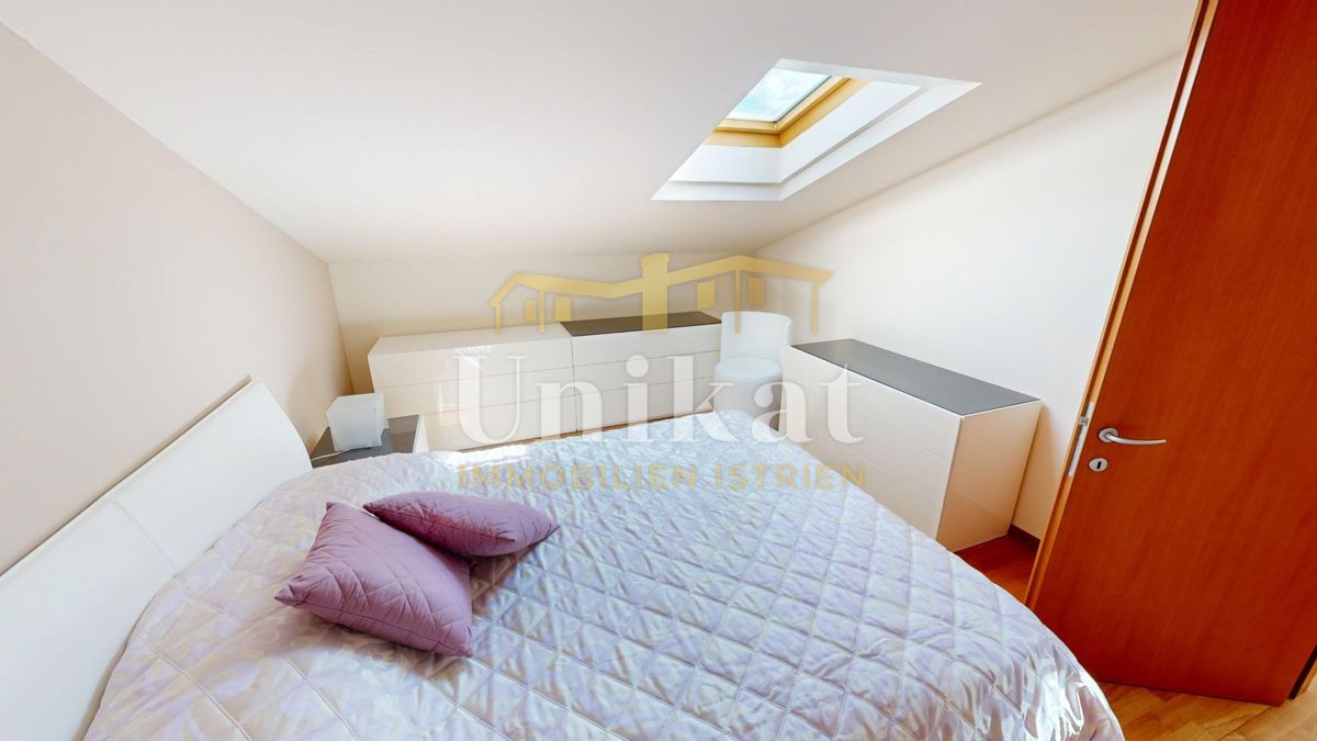 Appartamento su due piani con 4 camere da letto